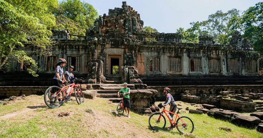 Exploring Angkor Wat Siem Reap, Cambodia