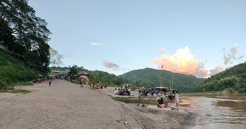 Local market in Pakbeng, Laos
