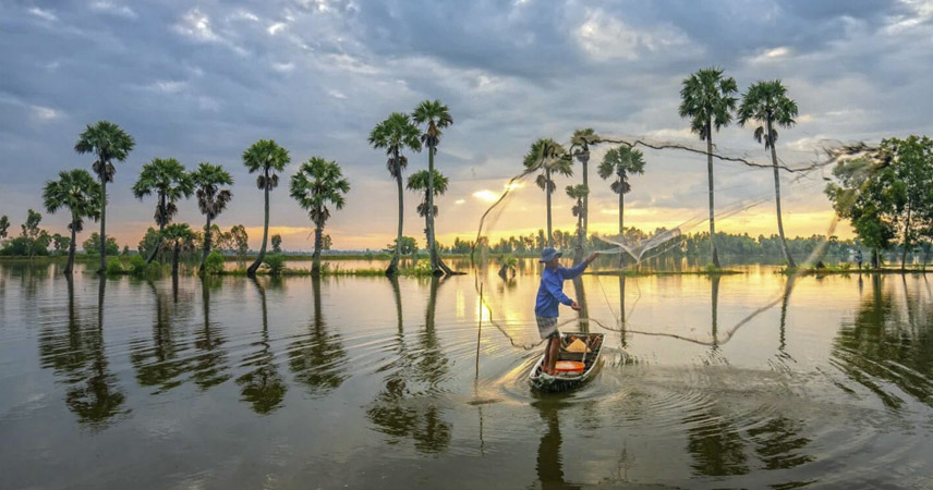 Fishermen in Chau Doc, An Giang