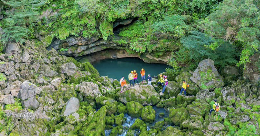 Trekking in Quang Binh