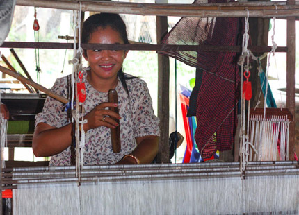 Explore Koh Dach Silk Village