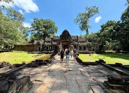 Explore Preah Khan