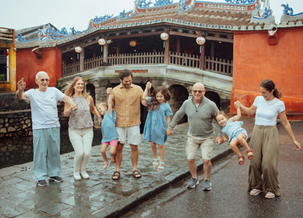 Discover Japanese Covered Bridge in Hoi An