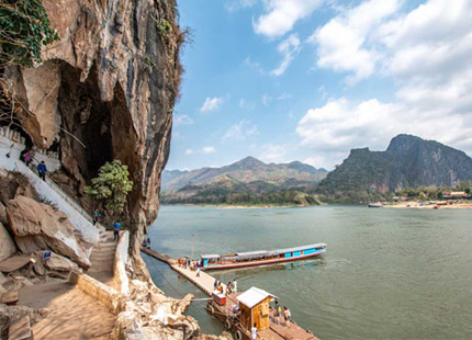 boat trip on the Mekong River to the Pak Ou Caves