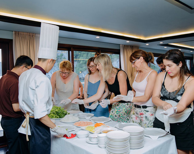 Discover Halong Bay on Athena Luxury Cruise