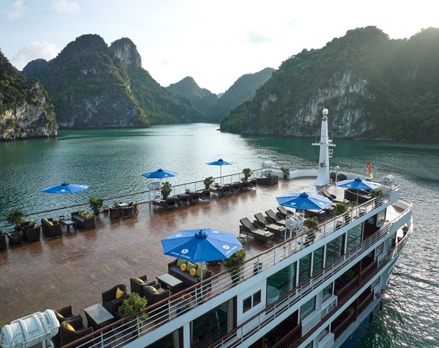 Discover Halong Bay on Erina Cruise