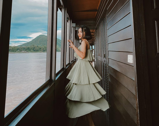 Gypsy Cruise in Laos River