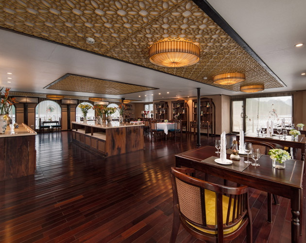 Explore Lan Ha Bay on Indochine Cruise