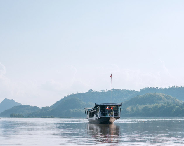 Mekong Lover Cruise in Laos River