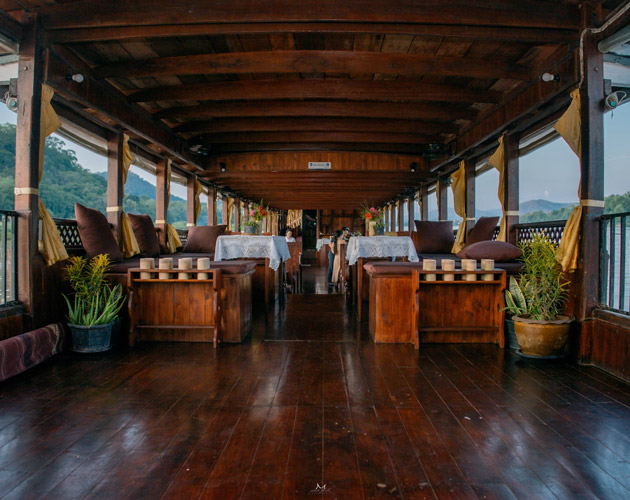 Mekong Lover Cruise in Laos River