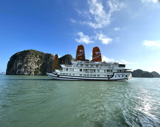 Explore Halong Bay on Signature Royal Cruise