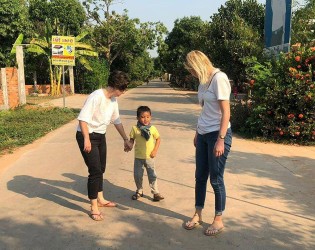 Explore Phnom Penh and Surroundings
